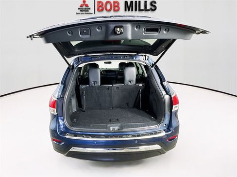 Used 2015 Nissan Pathfinder SL image 26