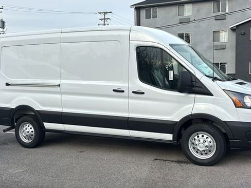 New 2026 Ford Transit 250 148 Medium Roof Extended AWD image 28