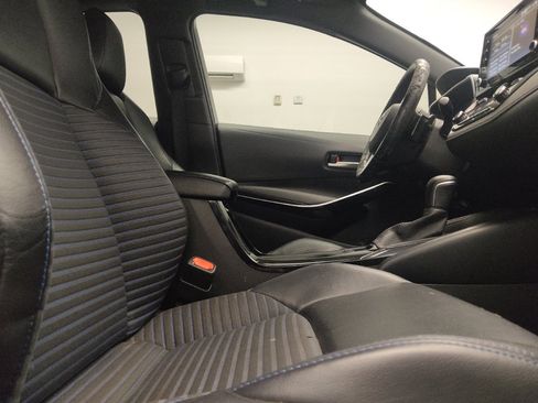 Used 2020 Toyota Corolla XSE FWD image 21