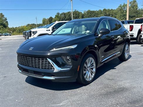 New 2025 Buick Envision Avenir image 2