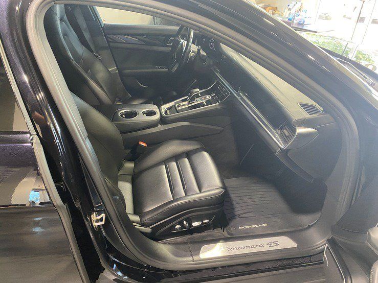Used 2018 Porsche Panamera 4S AWD/4WD image 19