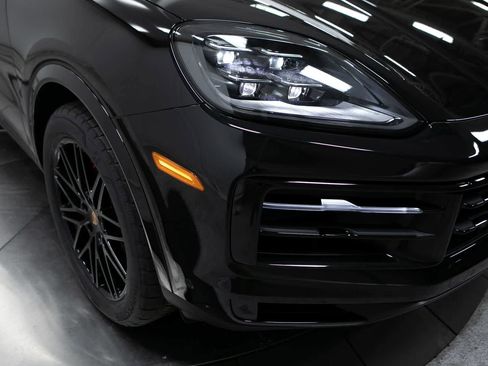 New 2026 Porsche Cayenne S AWD/4WD image 12