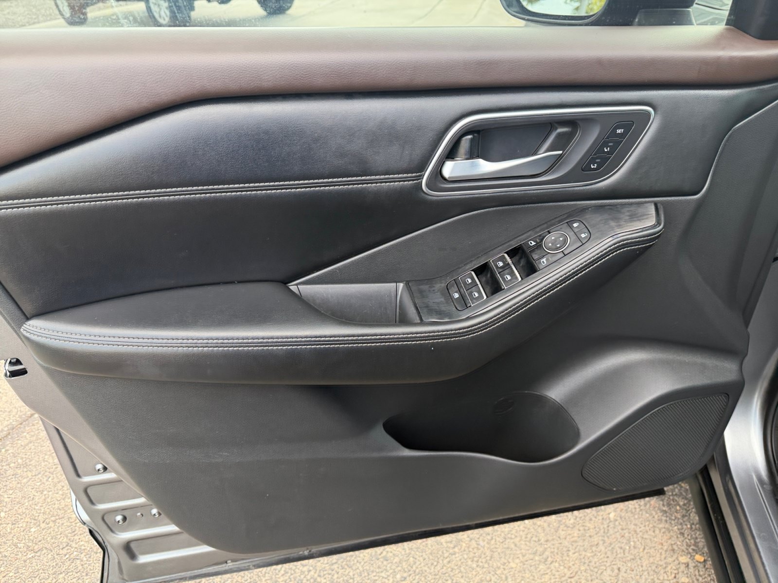 Used 2021 Nissan Rogue SL w/ Premium Package FWD image 13