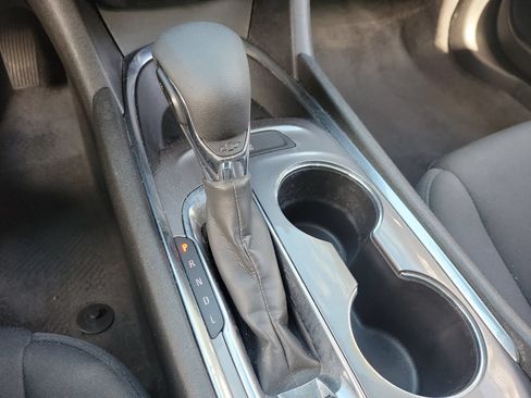 Used 2023 Chevrolet Malibu LT FWD image 27
