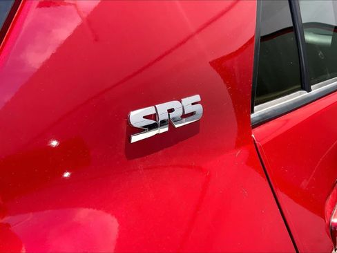 Used 2014 Toyota 4Runner SR5 RWD image 7