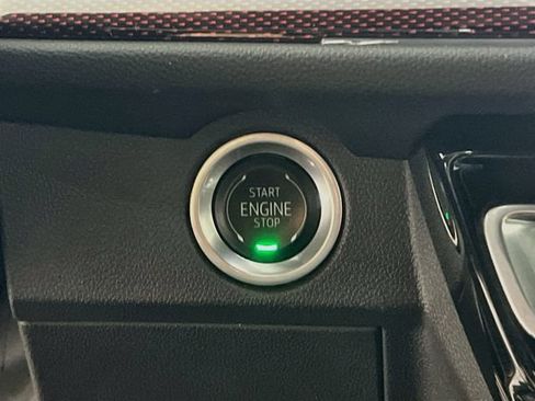 Used 2024 Chevrolet Traverse Z71 AWD/4WD image 19