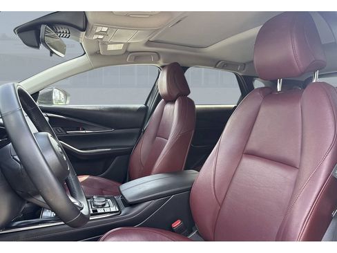 Used 2025 MAZDA CX-30 AWD 2.5 S w/ Preferred Package image 11