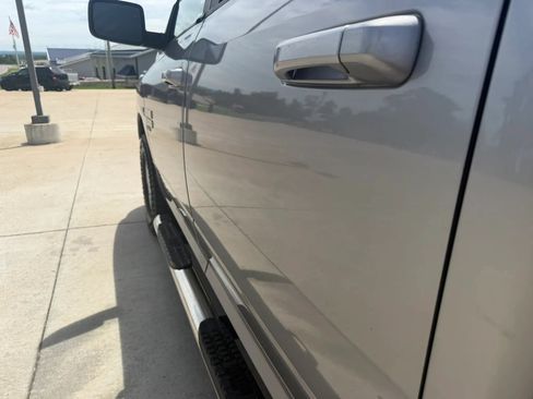 Used 2019 RAM 1500 Classic SLT AWD/4WD image 67