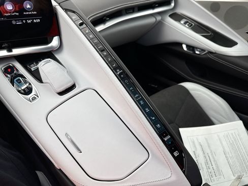 Used 2023 Chevrolet Corvette Stingray Premium Cpe w/ Z51 Performance Package RWD image 17