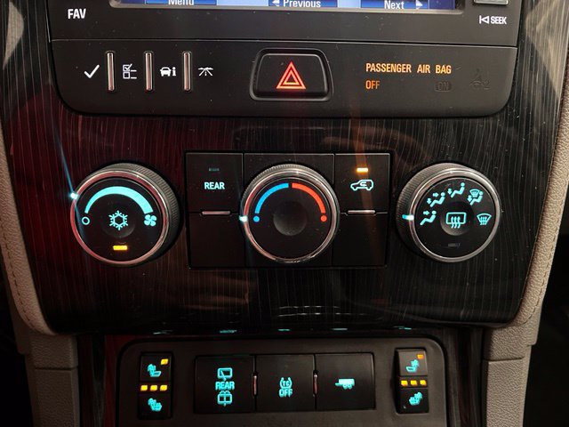 Used 2015 Chevrolet Traverse LT w/ Style and Technology Package AWD/4WD image 24
