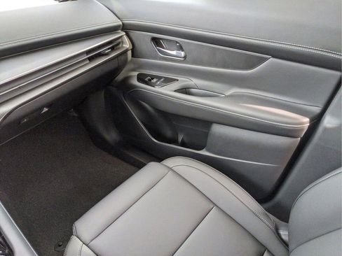 Certified 2025 Nissan Murano SV AWD/4WD image 23
