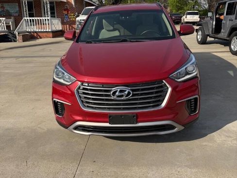 Used 2017 Hyundai Santa Fe SE w/ Cargo Package image 9