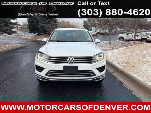 Used 2015 Volkswagen Touareg Sport image 2