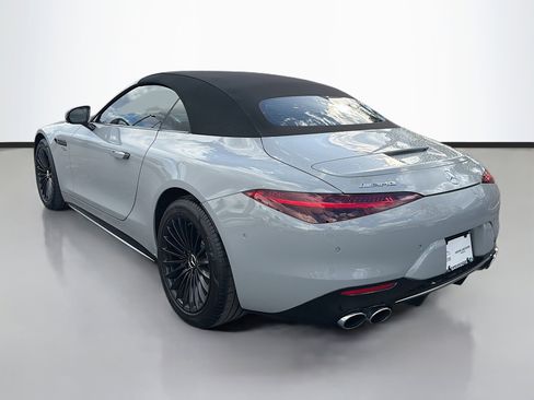 Used 2023 Mercedes-Benz SL 43 AMG AMG SL 43 image 3