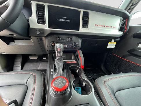 New 2025 Ford Bronco Stroppe Edition image 37