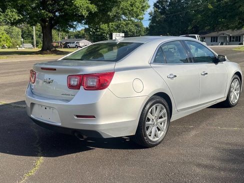 Used 2016 Chevrolet Malibu LTZ FWD image 8