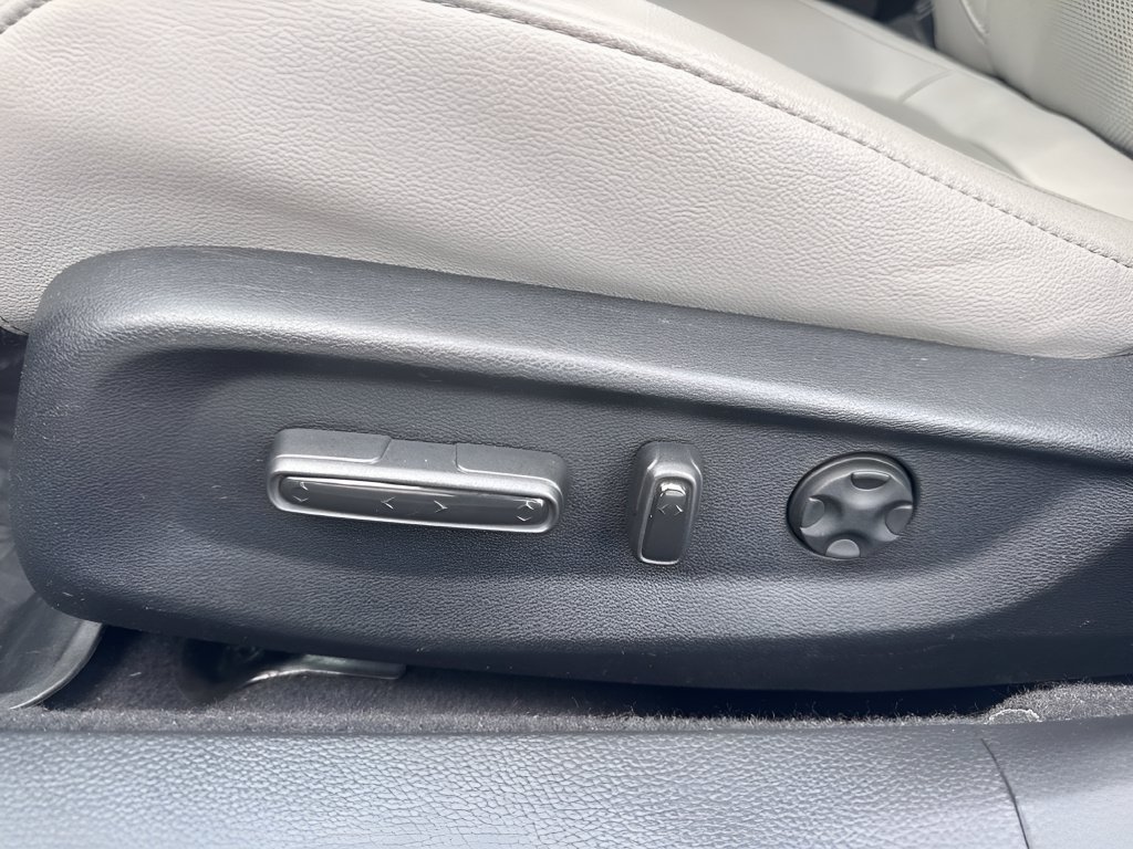 Used 2019 Honda Accord EX-L image 9