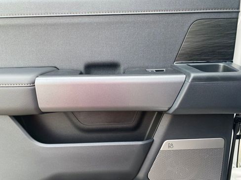 New 2025 Ford F150 Lariat w/ Equipment Group 502A High image 17