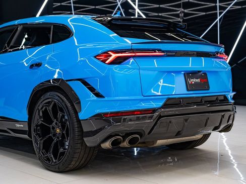 Used 2024 Lamborghini Urus Performante AWD/4WD image 30