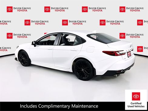 Certified 2025 Toyota Camry SE image 7