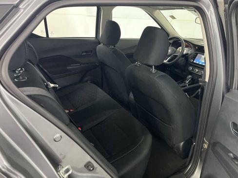 Used 2024 Nissan Kicks SV image 23