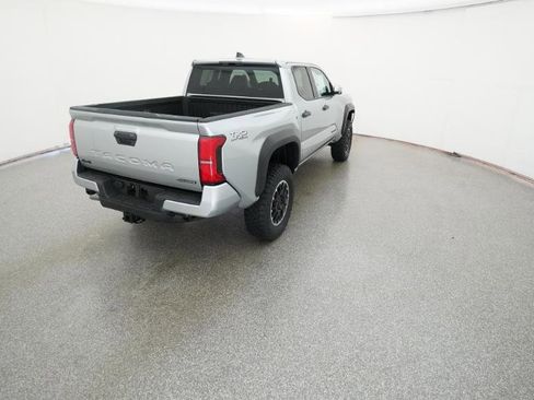 New 2025 Toyota Tacoma TRD Off-Road AWD/4WD image 43