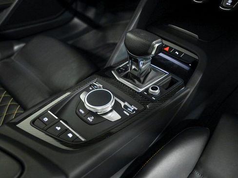 Used 2023 Audi R8 V10 performance image 32