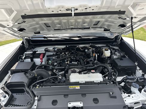 Certified 2025 Toyota Tacoma SR5 RWD image 34