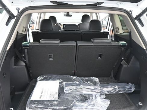 New 2026 Volkswagen Atlas SE image 40