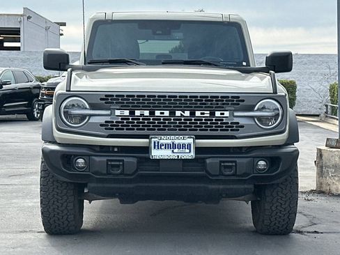 Used 2025 Ford Bronco Badlands AWD/4WD image 9