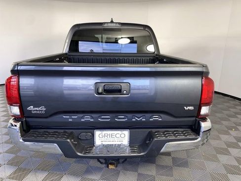 Used 2023 Toyota Tacoma SR5 AWD/4WD image 7
