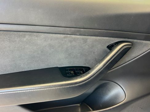 Used 2019 Tesla Model 3 Standard Range RWD image 12