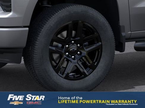 New 2026 Chevrolet Silverado 1500 Custom RWD image 9