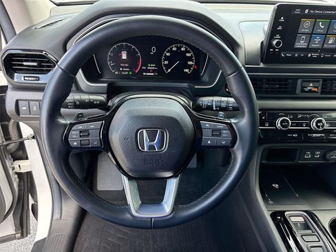 Certified 2024 Honda Pilot EX-L image 13