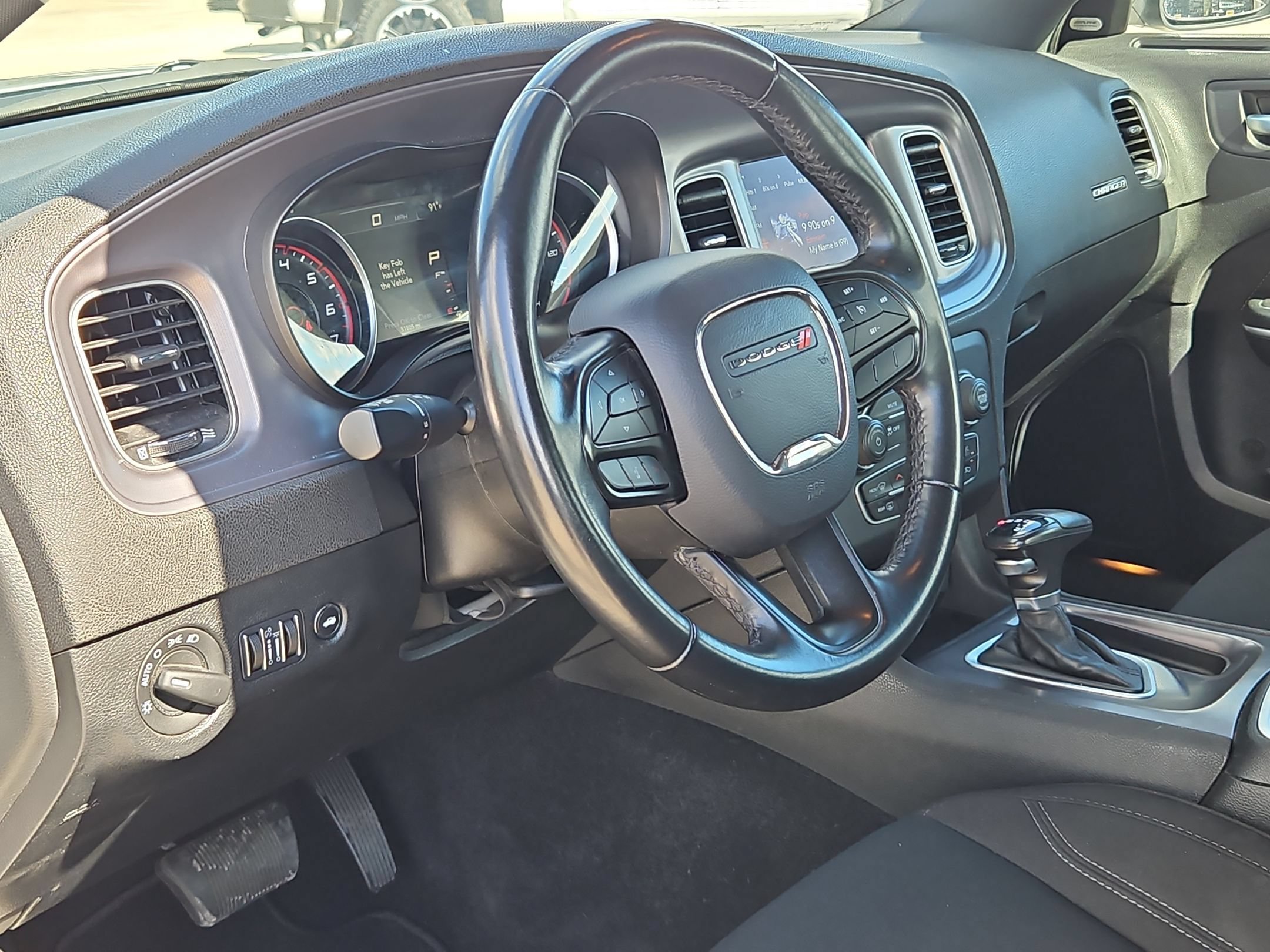 Used 2023 Dodge Charger SXT RWD image 10