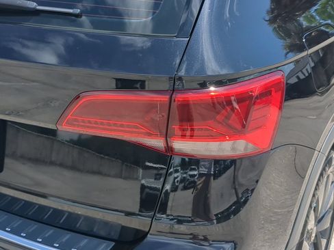 Certified 2023 Volkswagen Taos S FWD image 8
