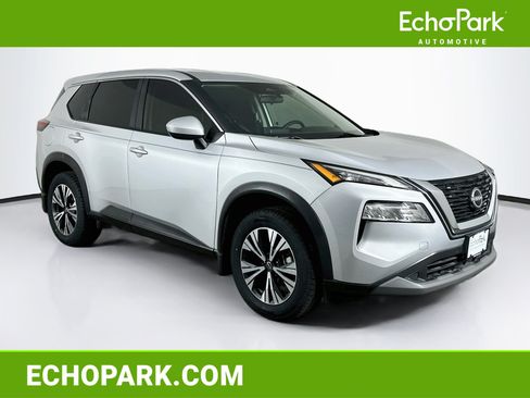 Used 2023 Nissan Rogue SV FWD image 1