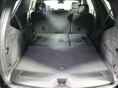 Used 2023 Chevrolet Tahoe LT image 16