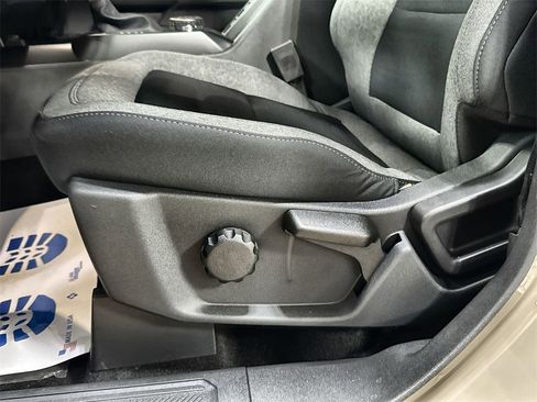 New 2025 Ford Bronco 4-Door image 13