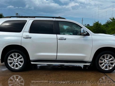 Used 2011 Toyota Sequoia Platinum RWD image 5