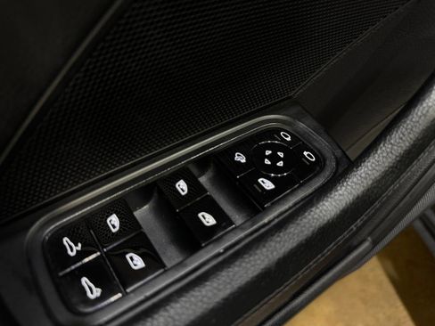 Used 2017 Porsche Panamera 4S image 24