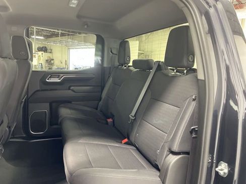 Used 2024 Chevrolet Silverado 1500 LT AWD/4WD image 23