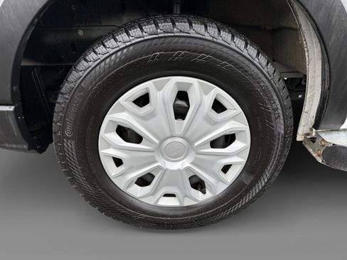 Used 2024 Ford Transit 250 Low Roof w/ Exterior Upgrade Package image 9