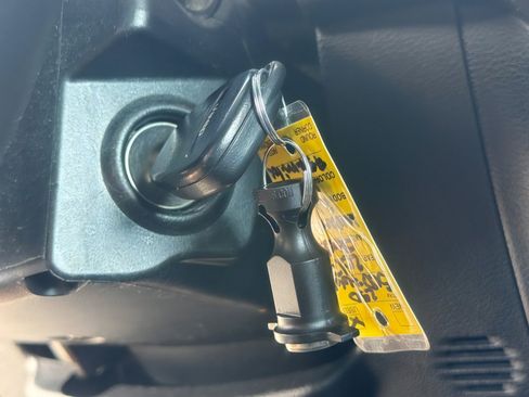 Used 2017 Jeep Wrangler Sahara w/ Connectivity Group image 22