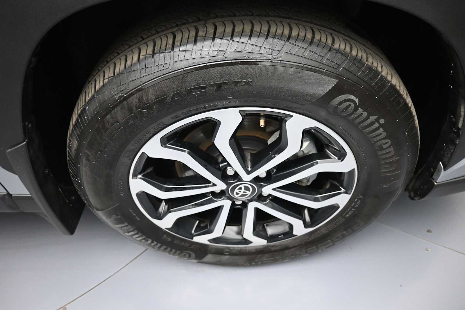 Certified 2024 Toyota Corolla Cross AWD Hybrid image 12