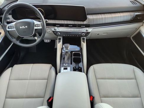 Used 2024 Kia Telluride SX w/ Towing Package image 23