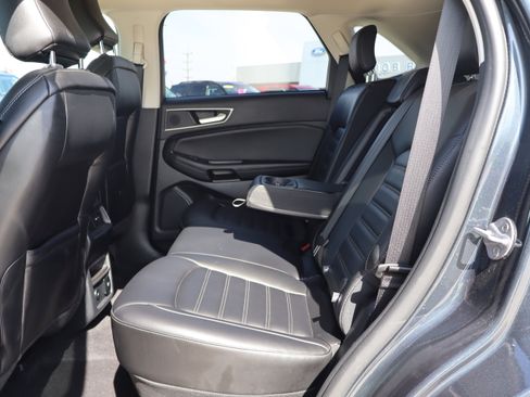 Used 2024 Ford Edge SEL w/ Convenience Package AWD/4WD image 11