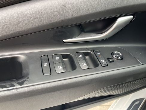 New 2026 Hyundai Elantra SE image 27