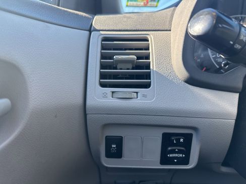 Used 2012 Toyota Corolla LE image 23