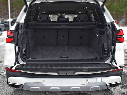 Used 2026 BMW X5 xDrive40i image 10